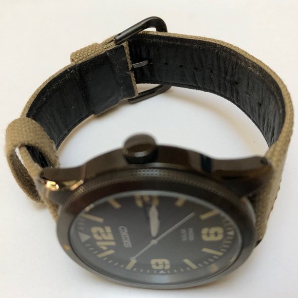 Unworn Sport Seiko Solar with Nylon Strap SNE331 - Picture 9 of 11